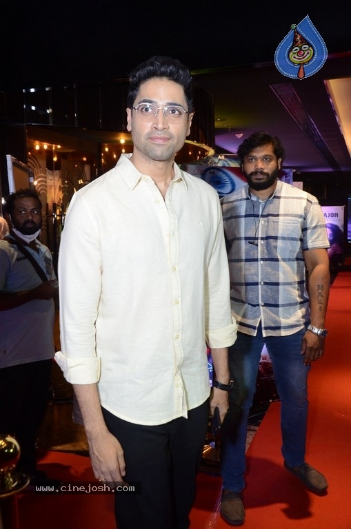 Major Movie Celebrity Show - 7 / 42 photos