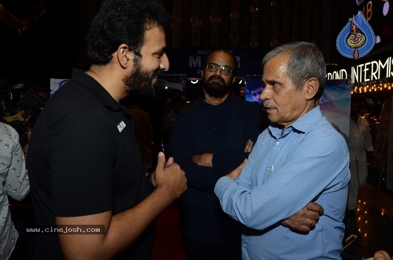 Major Movie Celebrity Show - 15 / 42 photos