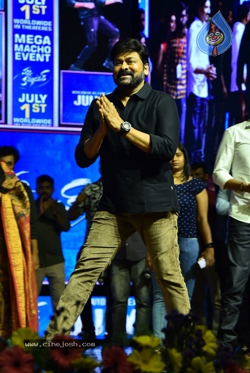 Pakka Commercial Pre Release Event - 9 / 41 photos