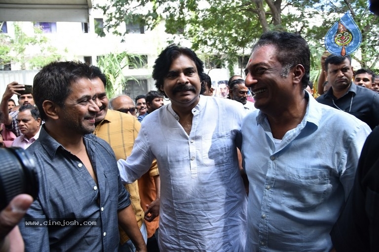 Vishwak Sen Movie Opening - 24 / 63 photos