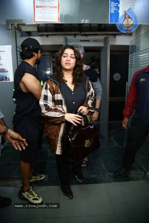 Liger Movie team at Begumpet Airport - 3 / 20 photos