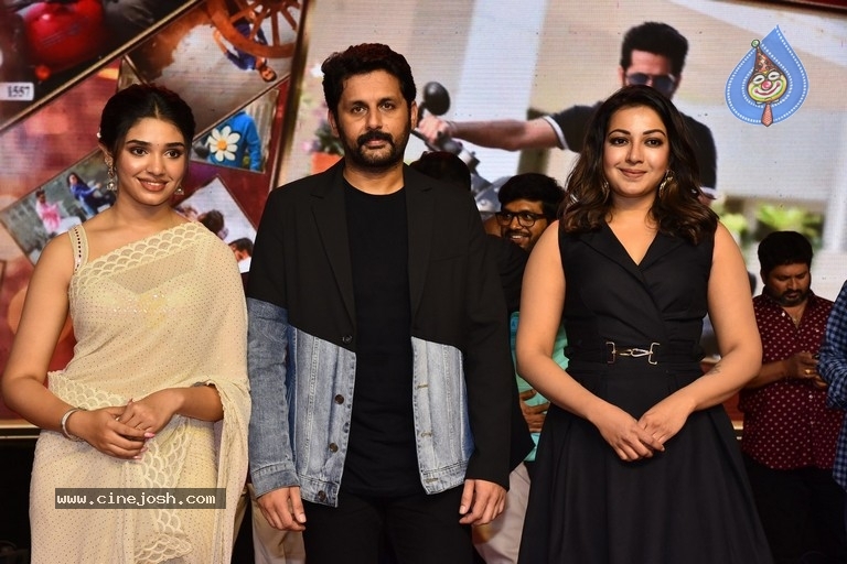 Macherla Niyojaka Vargam Trailer Launch - 10 / 42 photos