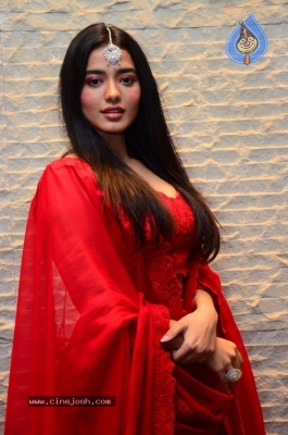 Ketika Sharma Photos - 6 of 20