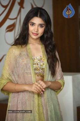 Krithi Shetty Photos - 7 of 16