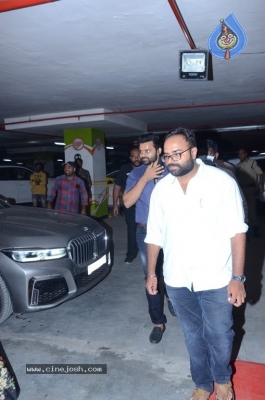 Celebrities At Laal Singh Chaddha Premiere Event - 31 of 42