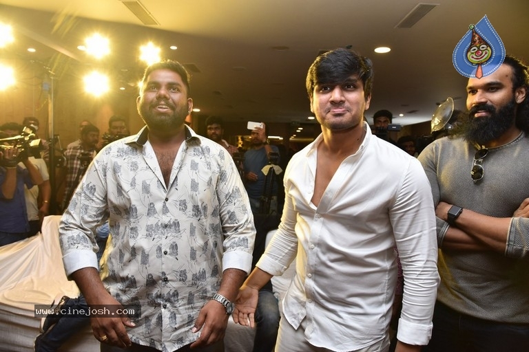 Karthikeya 2 Press Meet - 6 / 21 photos