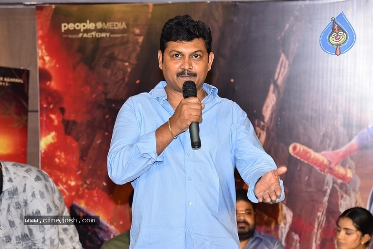 Karthikeya 2 Press Meet - 21 / 21 photos