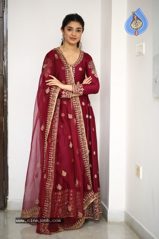 Kriti Shetty Photos - 5 / 21 photos