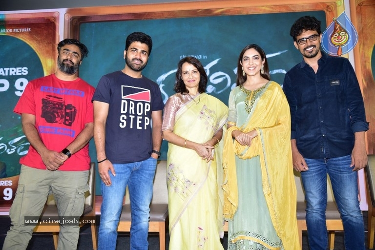 Oke Oka Jeevitham Movie Press meet - 21 / 21 photos