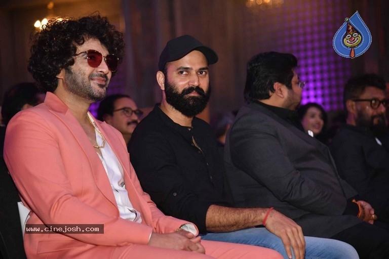 Celebrities at SIIMA 2022 Awards - 51 / 61 photos