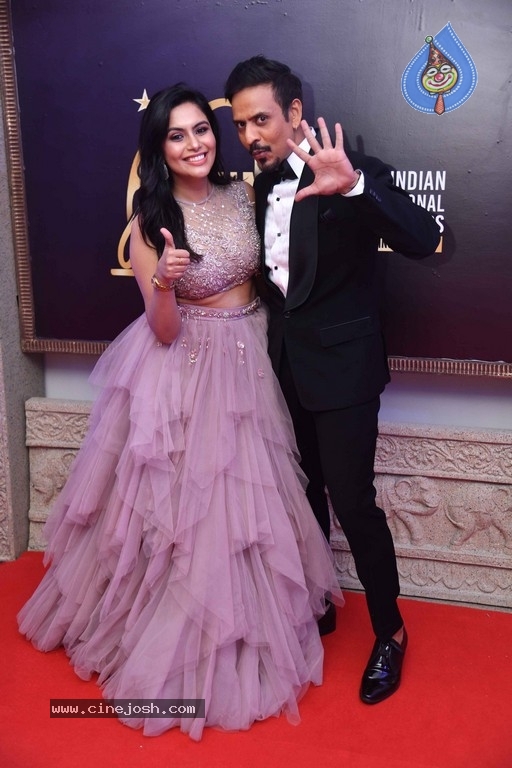 Celebrities at SIIMA 2022 Awards - 59 / 61 photos