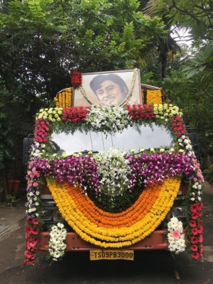 Celebrities Pay Condolences to Krishnam Raju  - 14 of 18