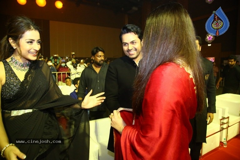 Ponniyin Selvan I Pre Release Event - 44 / 78 photos