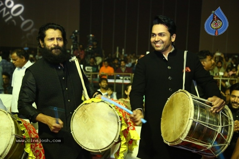 Ponniyin Selvan I Pre Release Event - 57 / 78 photos