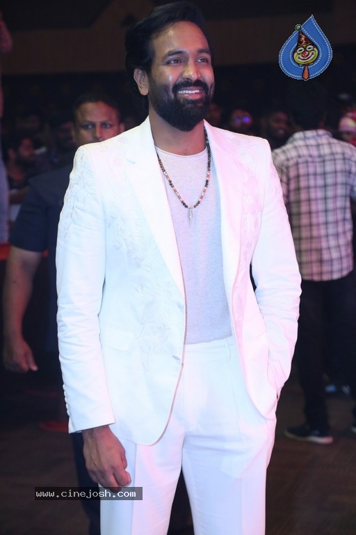 Ginna Movie Pre Release event - 16 / 38 photos