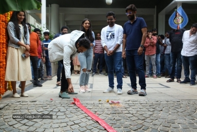 Swathi Muthyam Success Celebrations - 6 of 16