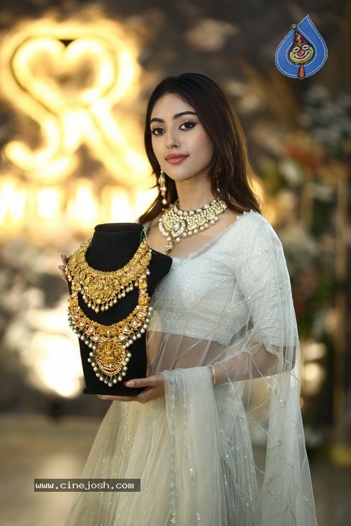 Anu Emmanuel Launches SR Jewellery - 1 / 34 photos