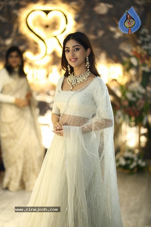 Anu Emmanuel Launches SR Jewellery - 9 / 34 photos