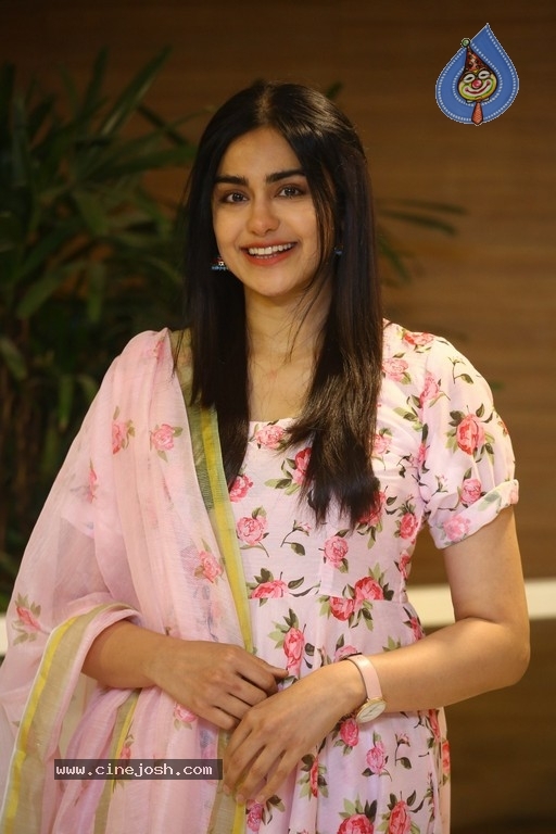 Adah Sharma Stills - 12 / 16 photos