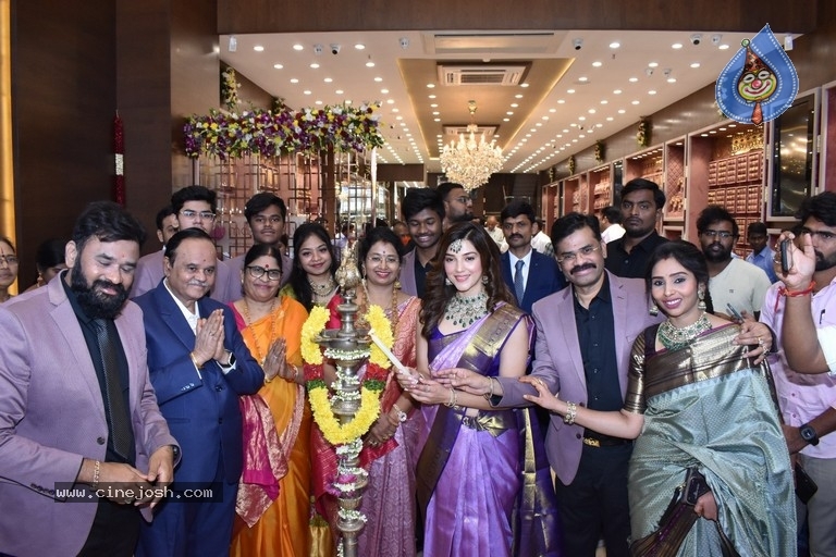 Mehreen Launched Manepally Jewellers - 9 / 21 photos