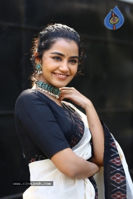 Anupama Parameswaran Photos - 17 of 21