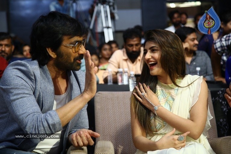 Dhamaka Pre Release Event Photos - 20 / 52 photos