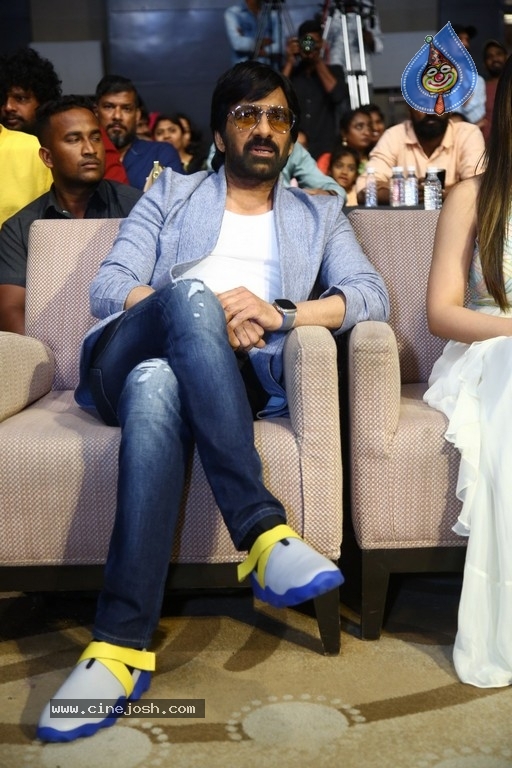 Dhamaka Pre Release Event Photos - 22 / 52 photos