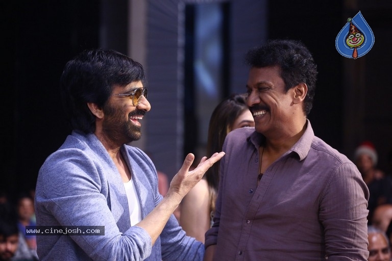 Dhamaka Pre Release Event Photos - 29 / 52 photos