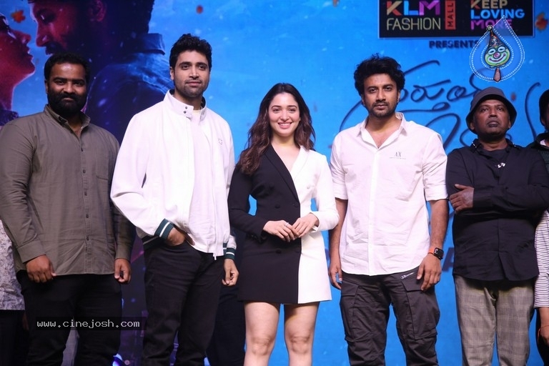 Gurthunda Seethakalam Pre Release Event - 6 / 42 photos