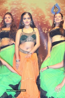 Gurthunda Seethakalam Pre Release Event - 39 of 42