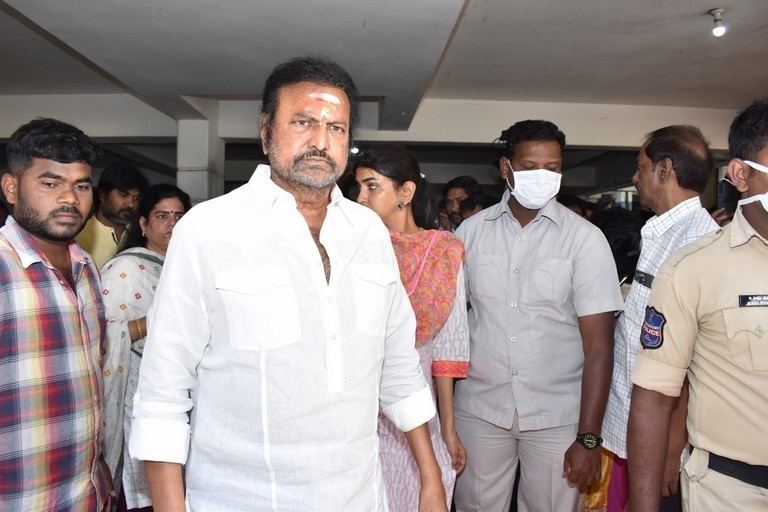 Celebrities condolences Kaikala Satyanarayana - 36 / 38 photos