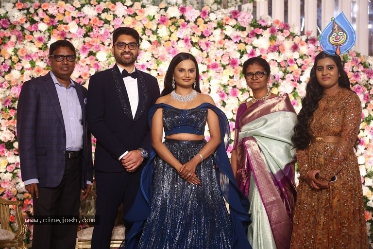 Neelima Guna & Ravi Prakhya Wedding Reception - 8 / 29 photos