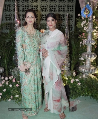 Vishwajith and Rishika Wedding Reception - 22 of 24