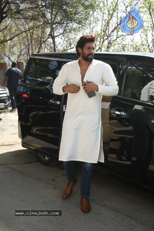 Sharwanand Engagement Photos - 32 / 146 photos