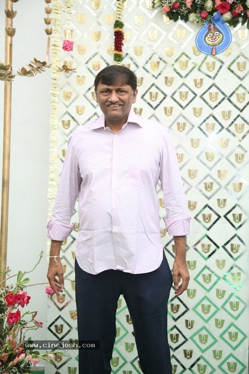 Sharwanand Engagement Photos - 143 / 146 photos