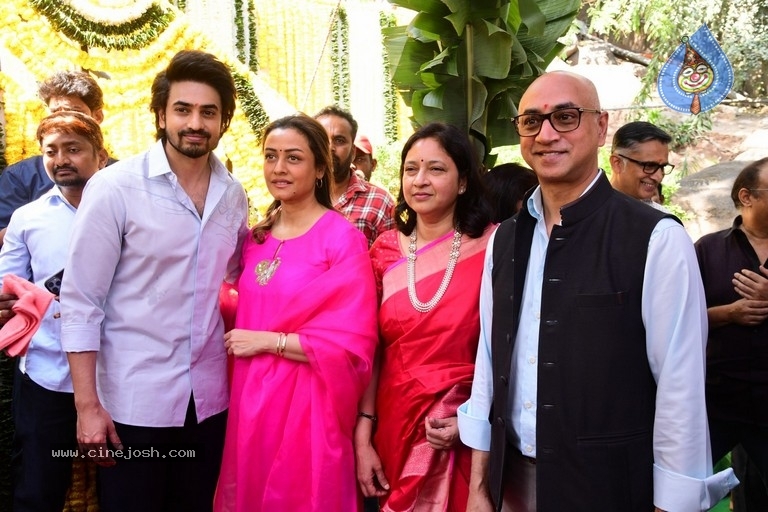 Sri Lalithambika Production No1 Movie Opening - 6 / 39 photos