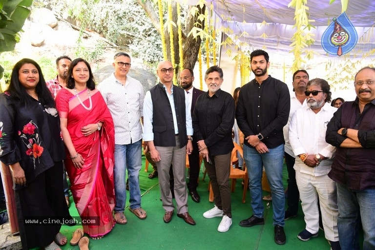 Sri Lalithambika Production No1 Movie Opening - 12 / 39 photos