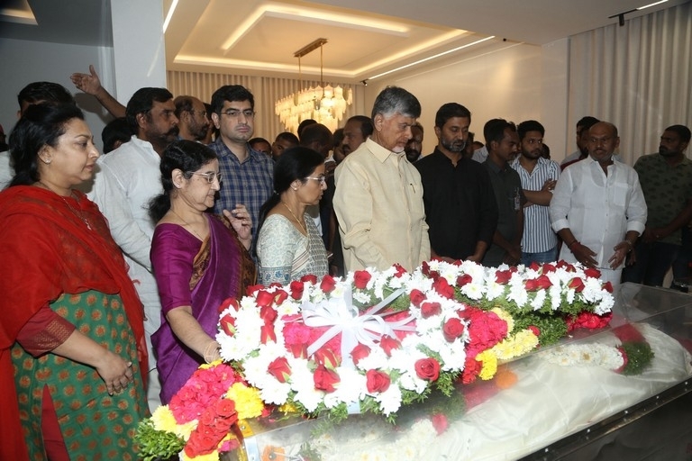 Celebs Pay Homage to Taraka Ratna - 39 / 49 photos