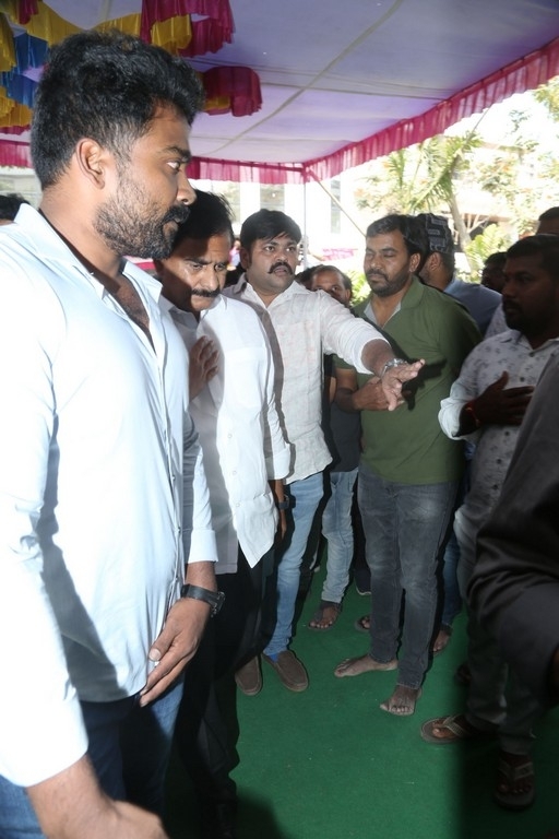 Celebs Pay Homage to Taraka Ratna - 48 / 49 photos