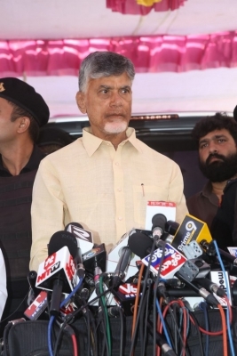 Celebs Pay Homage to Taraka Ratna - 31 of 49