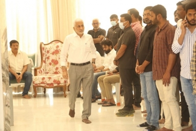 Celebs Pay Homage to Taraka Ratna - 42 of 49