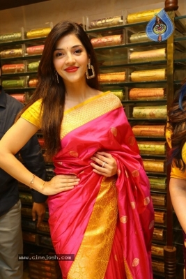 Mehreen launches Chandana Brothers Mall - 36 of 42