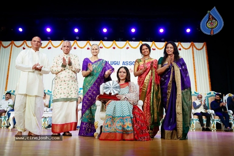 Sri Kala Sudha Association Film Awards  - 98 / 106 photos