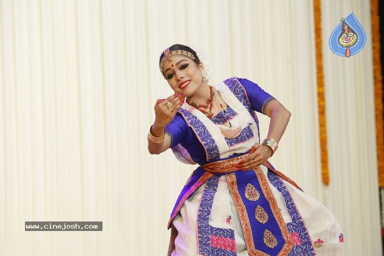 Sri Kala Sudha Association Film Awards  - 101 / 106 photos