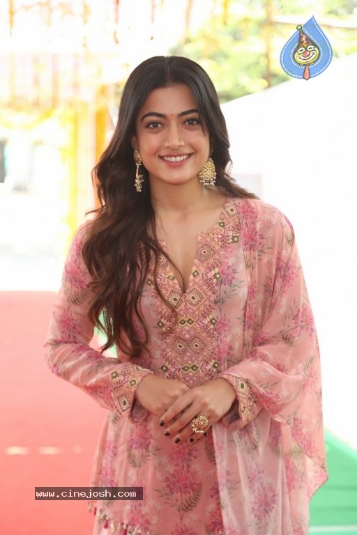 Rashmika Mandanna Photos - 5 / 20 photos