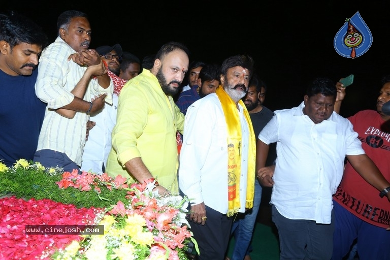 Jr Ntr, Balakrishna visited NTR Ghat - 14 / 63 photos
