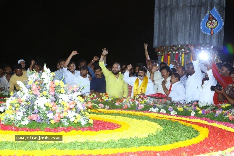 Jr Ntr, Balakrishna visited NTR Ghat - 42 / 63 photos