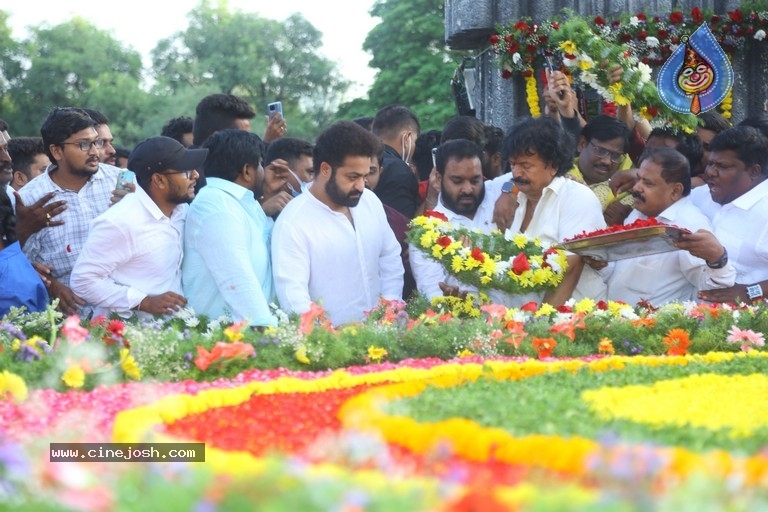 Jr Ntr, Balakrishna visited NTR Ghat - 54 / 63 photos