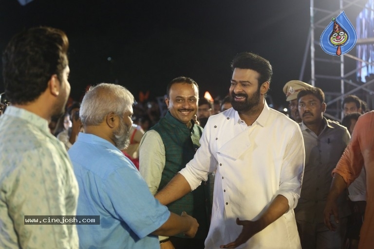 Adipurush Pre Release Event - 20 / 81 photos