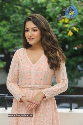 Catherine Tresa Photos - 2 of 21